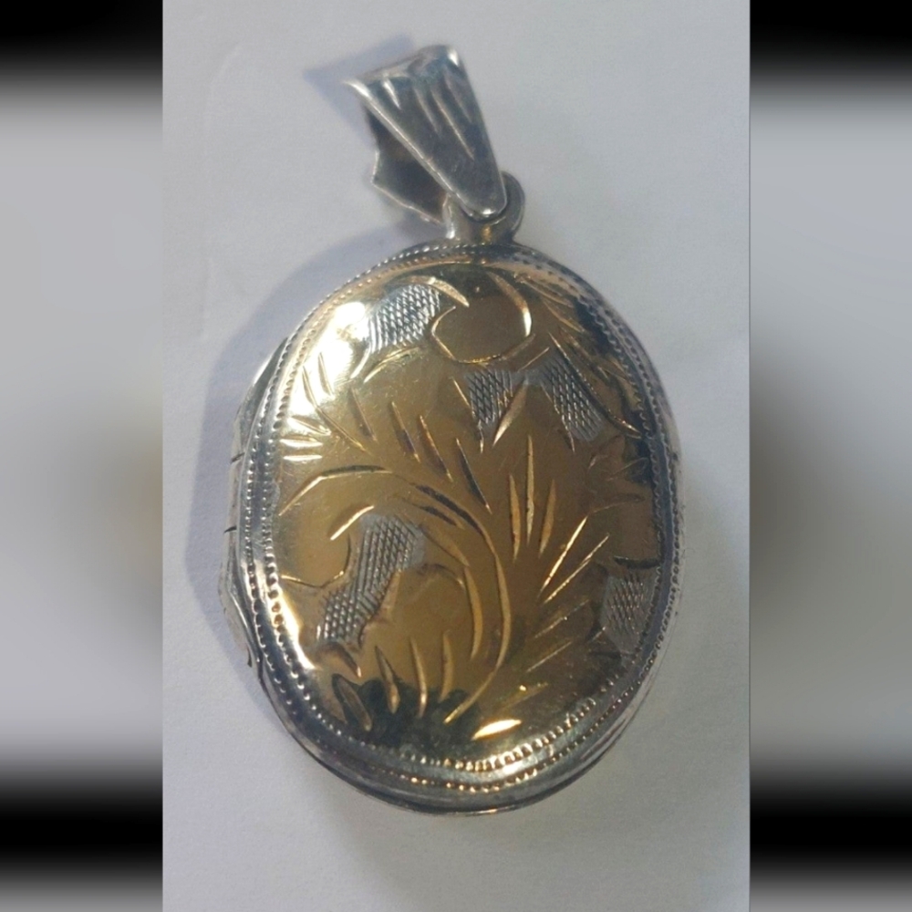 Signed gold vermeil accented 925 locket FAS THAI